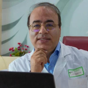 دکتر وحید عین‌آبادی | جراح زیبایی شیراز - ماموپلاستی و لیفت سینه