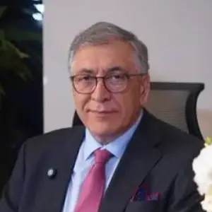 دکتر فرهاد حافظی فوق تخصص جراحی پلاستیک